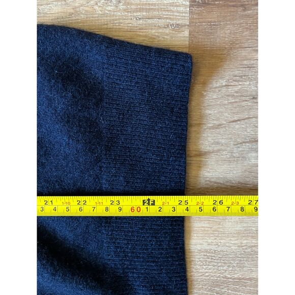 Soft Blue Cashmere V Neck Pullover Sweater Top   Mens Size Large - Picture 6 of 8